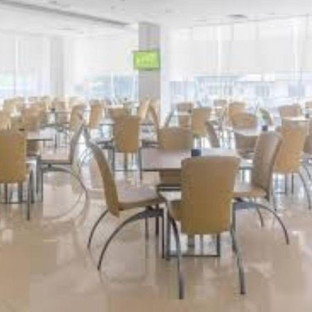 Whiz Hotel Cikini Τζακάρτα Εξωτερικό φωτογραφία