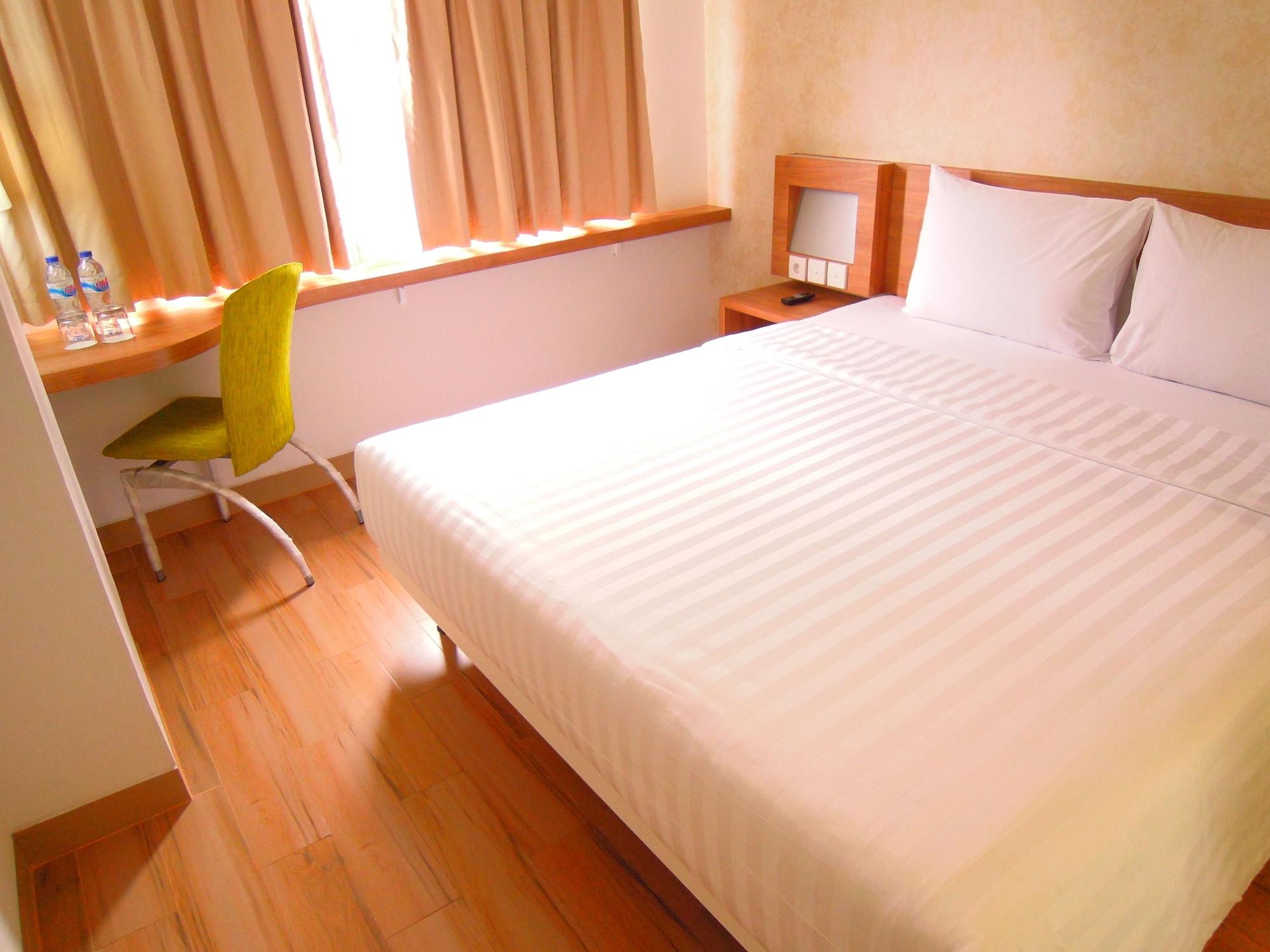 Whiz Hotel Cikini Τζακάρτα Εξωτερικό φωτογραφία