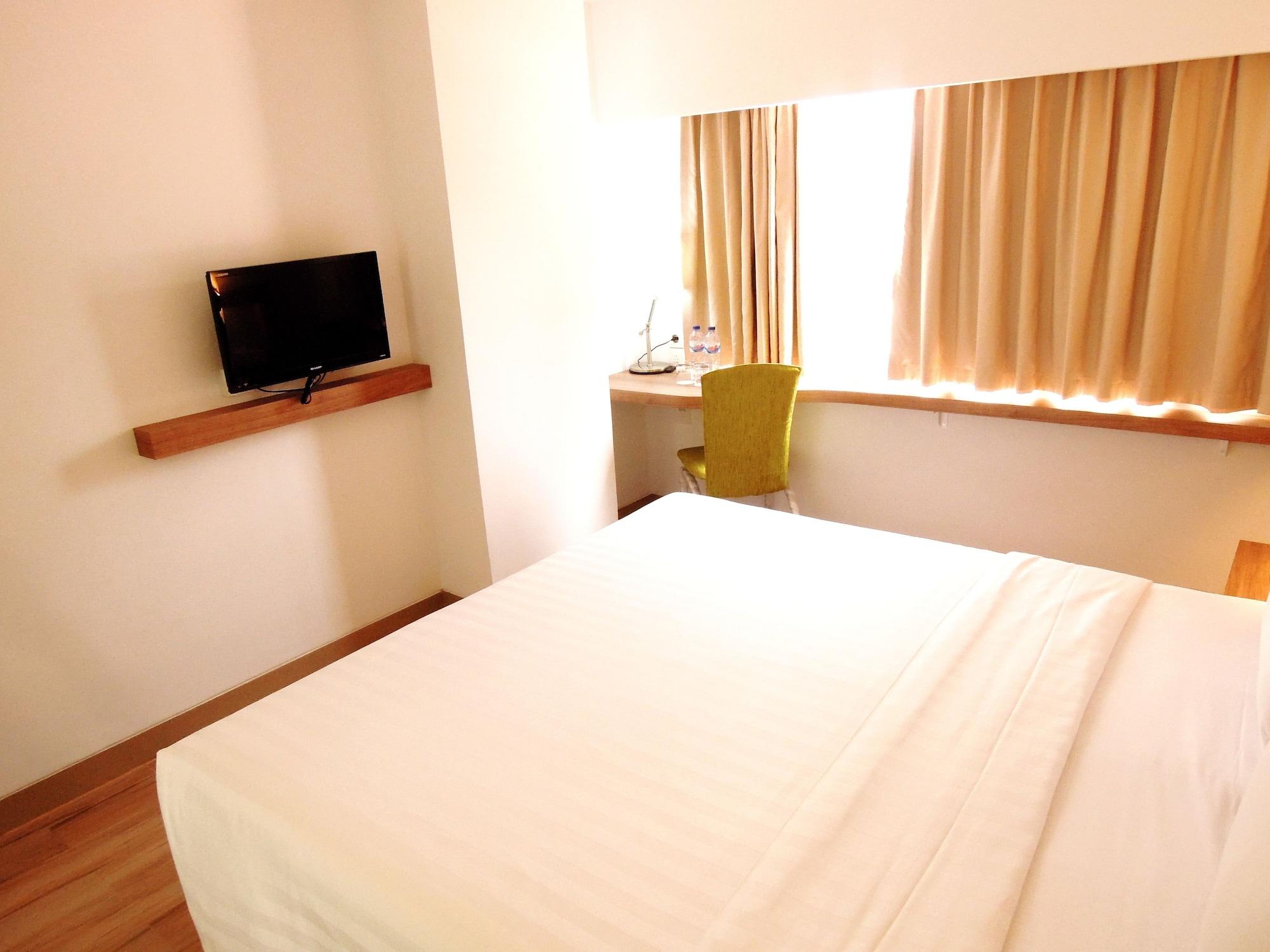 Whiz Hotel Cikini Τζακάρτα Εξωτερικό φωτογραφία