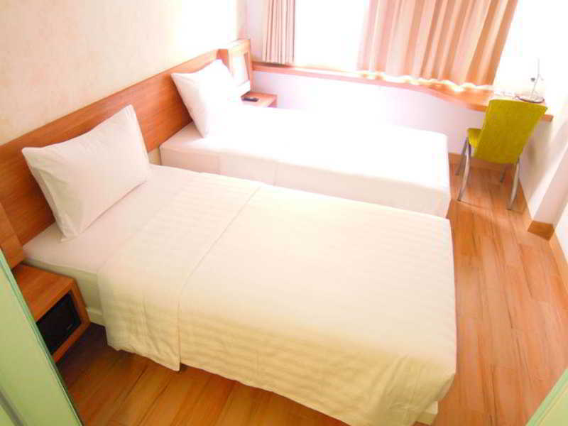 Whiz Hotel Cikini Τζακάρτα Εξωτερικό φωτογραφία