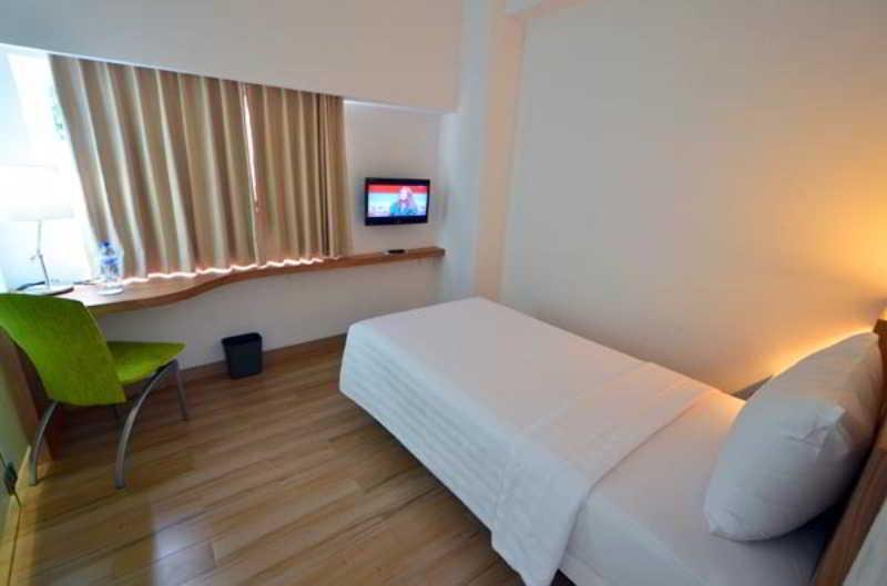 Whiz Hotel Cikini Τζακάρτα Εξωτερικό φωτογραφία