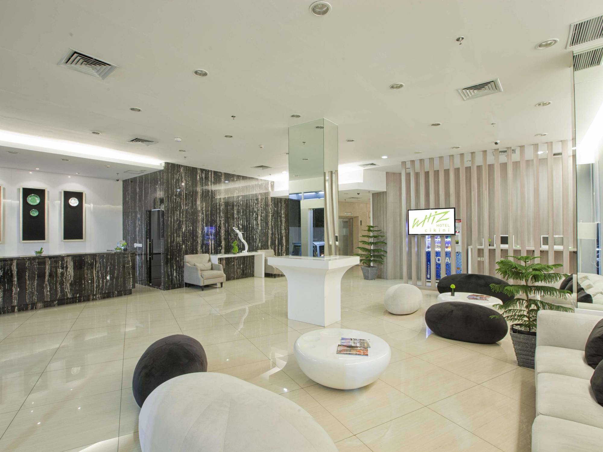Whiz Hotel Cikini Τζακάρτα Εξωτερικό φωτογραφία